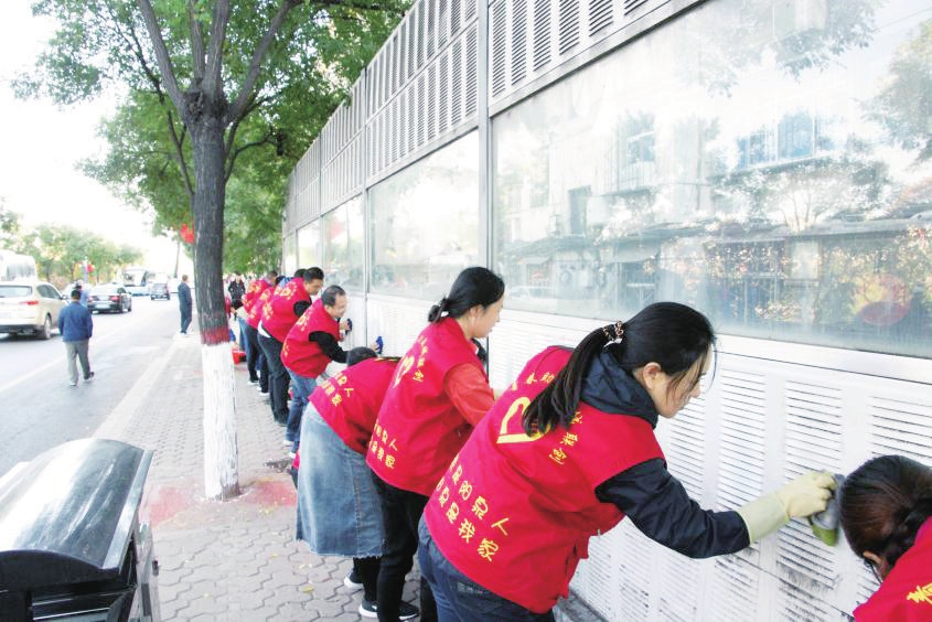 �ӦۦU���Խu���C�~���@�̿n���ѥ[�������p�С��C